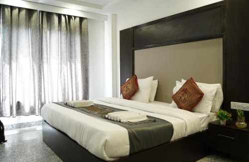 Paharganj Hotel | Hotel Anand Empire Near New Delhi Railway Station