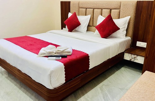 Indore Hotel | Hotel Anand Palace & Restaurant