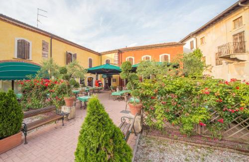 Dossobuono Hotel | Hotel Antichi Cortili