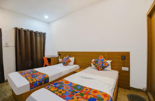 Sualkuchi Hotel | Hotel Anurag Residency