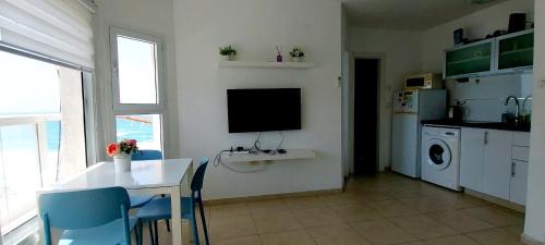 Bat Yam Apartment | Hotel Apartment TLV-bat yam 81