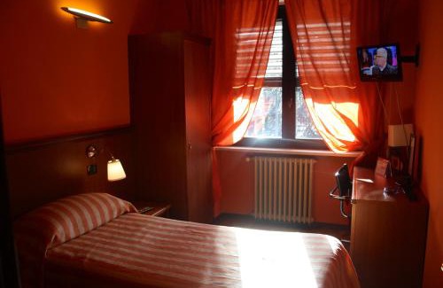 Borgomanero Hotel | Hotel & Apartments Rinaldo