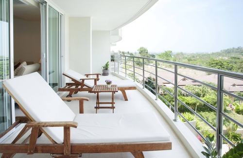 Khao Tao Apartment | Hotel apartments with the best location in lush and tranquil surroundings