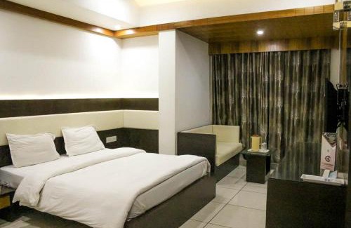 GIDC Hotel | Hotel Apex Inn