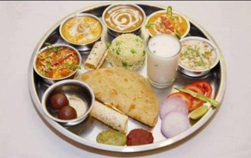 Mohangarh Hotel | Hotel Aradhna Inn