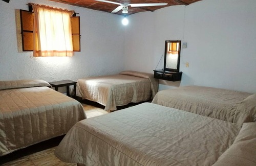 Talpa de Allende Hotel | Hotel Arboledas