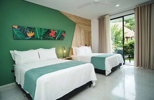 Puerto Triunfo Hotel | Hotel Arboreo Doradal