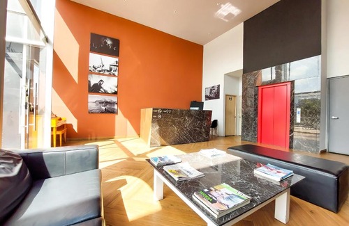 Campin Hotel | Hotel Arena Suites Movistar Arena