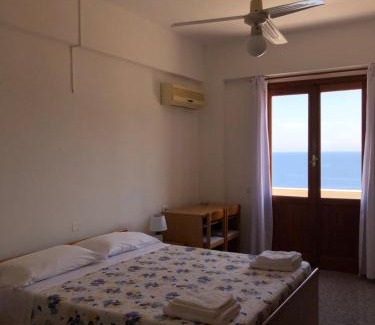 Ustica Hotel | Hotel Ariston