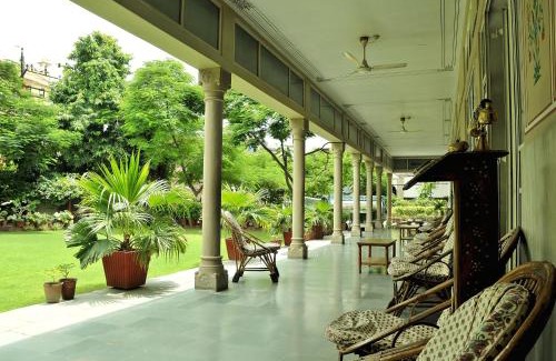 Pink City Hotel | Hotel Arya Niwas