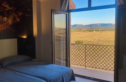 Pulgar Hotel | Hotel Asador Montes Oretanos