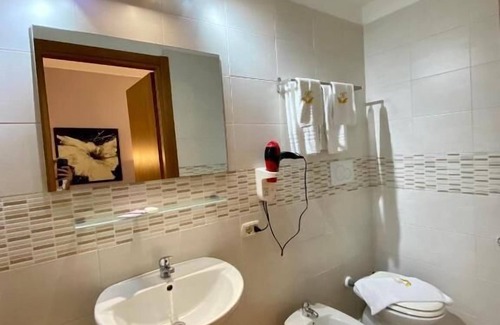 Tricolore Hotel | Hotel Atena