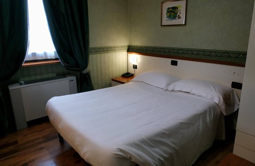 Bagni di Tivoli Hotel | Hotel Aurora
