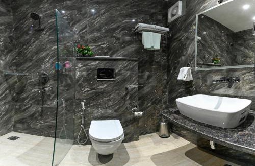 Agra Hotel | Hotel Avalon Palms Agra
