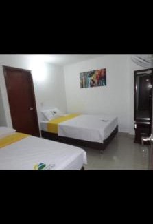 Floridablanca House | Hotel Avenida El Bosque