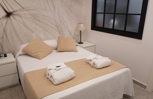 Salobrena Hotel | Hotel Avenida Tropical