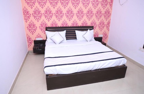 Gomti Nagar Hotel | Hotel Axiom Prime