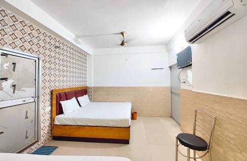 Ayodhya Hotel | Hotel Ayodhya SARAL STAY INN - Near 450m Ramjanambhoomi -Fully Air Conditioning Rooms -Free Wifi -Free Parking -Best Hotel In City