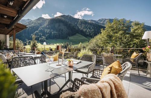 Hippach Hotel | Hotel Bergkristall Zillertal - Adults Only