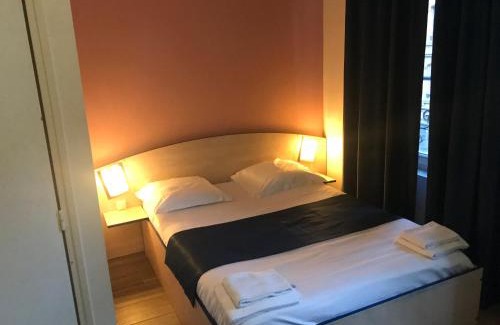 Charleville-Mezieres Hotel | Hotel César Centre-ville Gare Charleville-Mézières