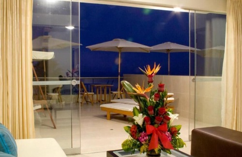 Trujillo Hotel | Hotel Caballito De Totora
