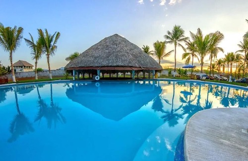 Monterrico Hotel | Hotel Café Del Sol