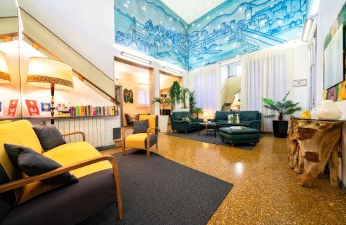 Genoa Historical Centre Hotel | Hotel Cairoli