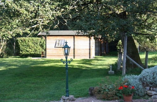 Epiry Hotel | Hotel Camping Sur Yonne