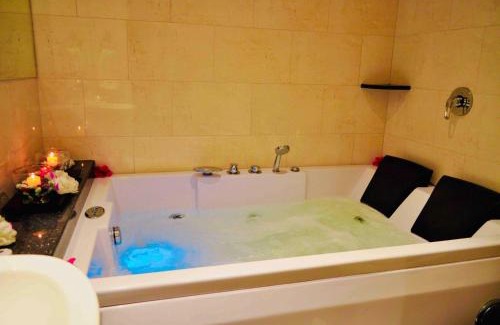 Quinta Paredes Hotel | Hotel Casa Mahanaim Colferias, Bogotá