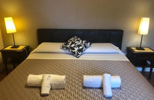 Zona XLIV La Pisana Hotel | Hotel Casale dei Massimi