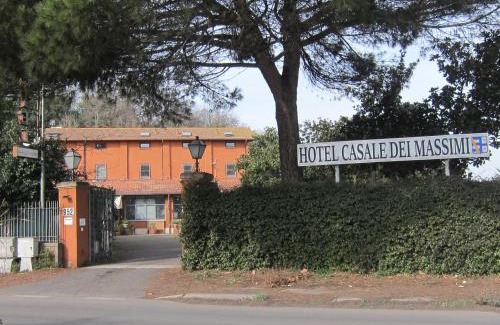 Zona XLIV La Pisana Hotel | Hotel Casale dei Massimi