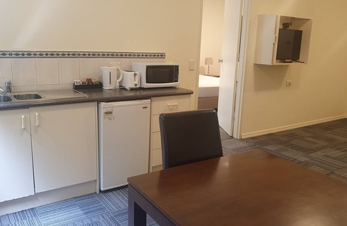 Wantirna South Hotel | Hotel Cavalier