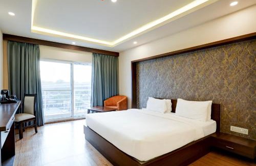 South West House | Hotel Caves Suite Delhi Airport