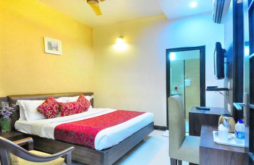 Kishangarh Hotel | Hotel Central Park 17