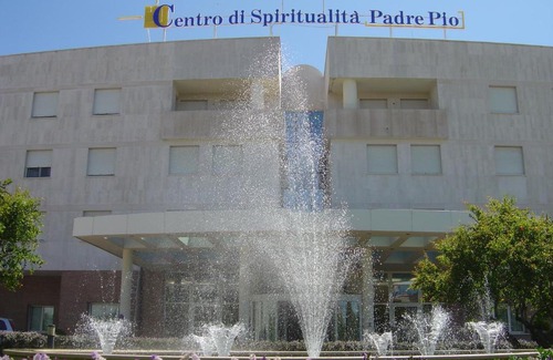 San Giovanni Rotondo Hotel | Hotel Centro di Spiritualità Padre Pio