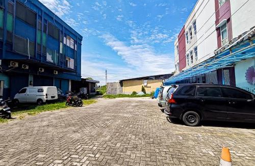 Ciputat Timur Hotel | Hotel Ciputat RedPartner