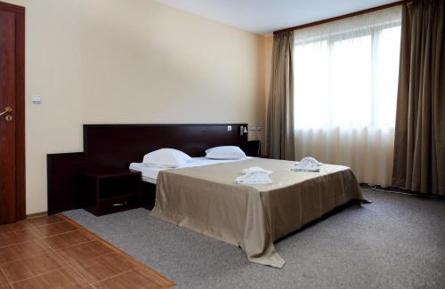 Vratsa Hotel | Hotel Complex Chayka