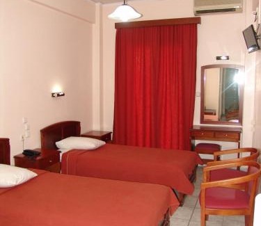 Metaxourgio Hotel | Hotel Cosmos