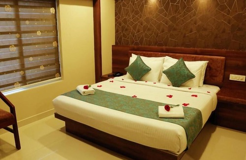 Kumily Hotel | Hotel Crystals Cove