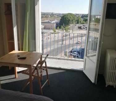 Angouleme Hotel | Hotel d'Orléans