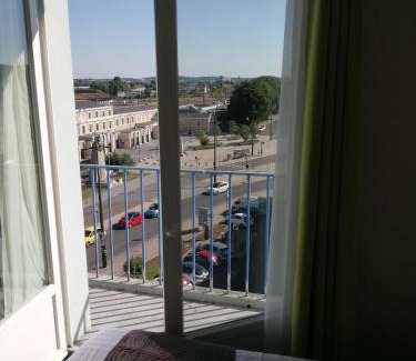 Angouleme Hotel | Hotel d'Orléans