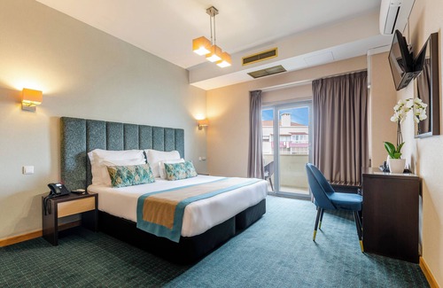 Alto do Pina Hotel | Hotel DAH - Dom Afonso Henriques