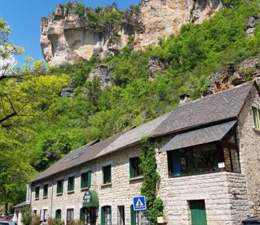 Hures-la-Parade Hotel | Hotel de la Jonte