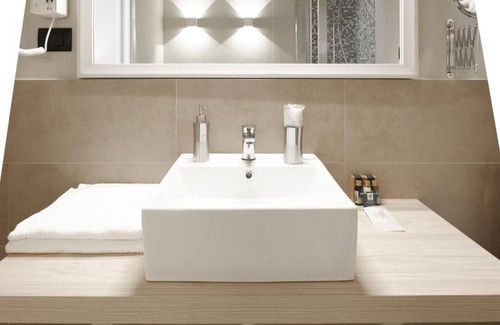 Genoa Historical Centre Hotel | Hotel De Ville