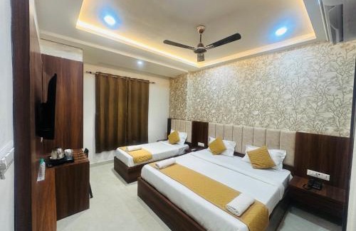 Varanasi Hotel | hotel deep palace