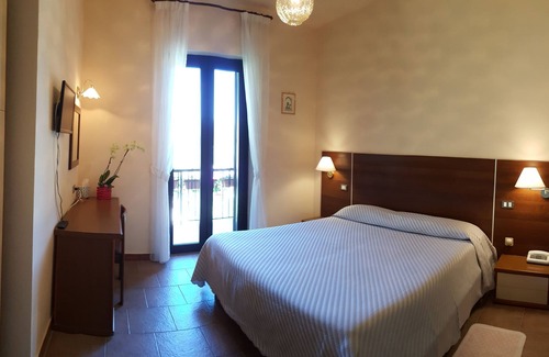 Cotronei Hotel | Hotel del Lago Ampollino