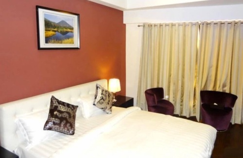 Ellis Bridge Hotel | HOTEL DEV AADI