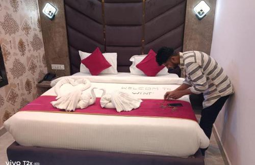 Chitrakoot House | Hotel Dinesh, Chitrakoot