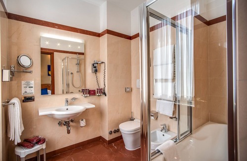 Rione XVIII Castro Pretorio Hotel | Hotel Diocleziano