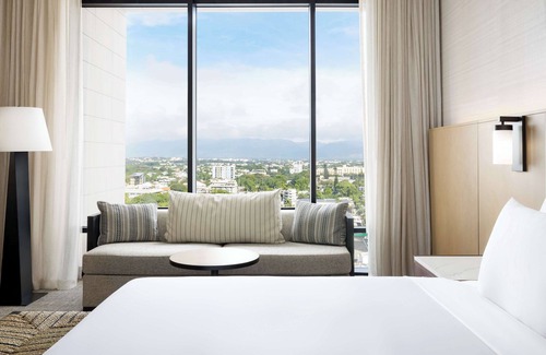 Santiago Province Hotel | Hotel Santiago, Curio Collection by Hilton